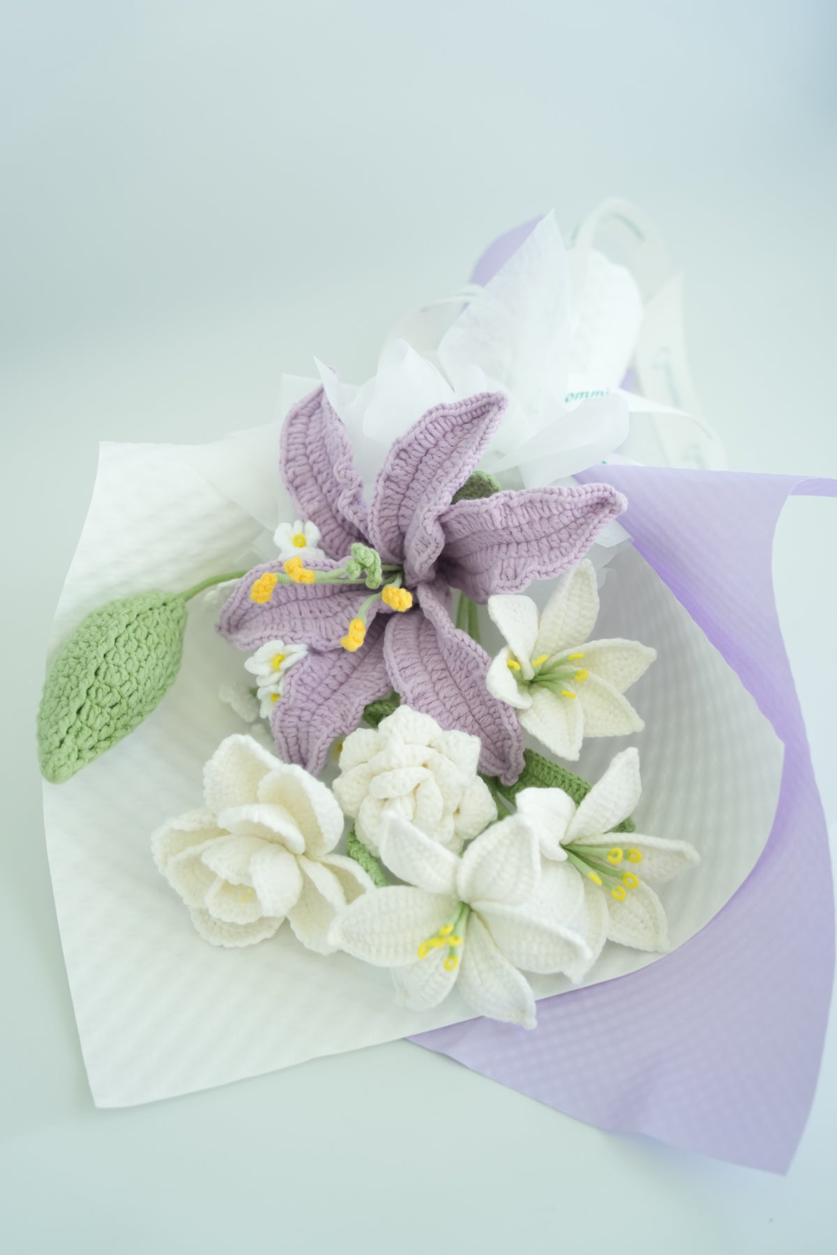 Soft Crochet Lily Bouquet – Quiet & Everlasting Comfort