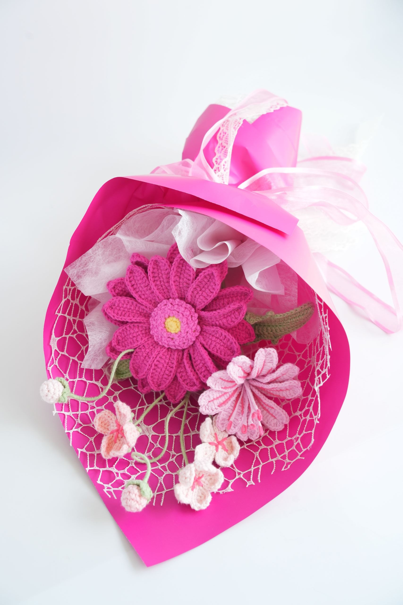 Crochet Gerbera Mini Bouquet | Handmade Gerbera, Lewisia & Alpine Flower Arrangement