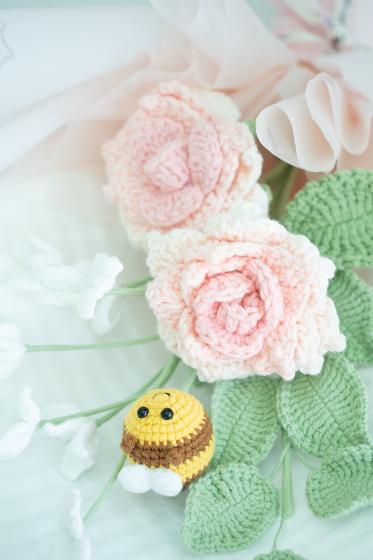 A Little Bee Happy | Pink Rose & Bee Crochet Bouquet