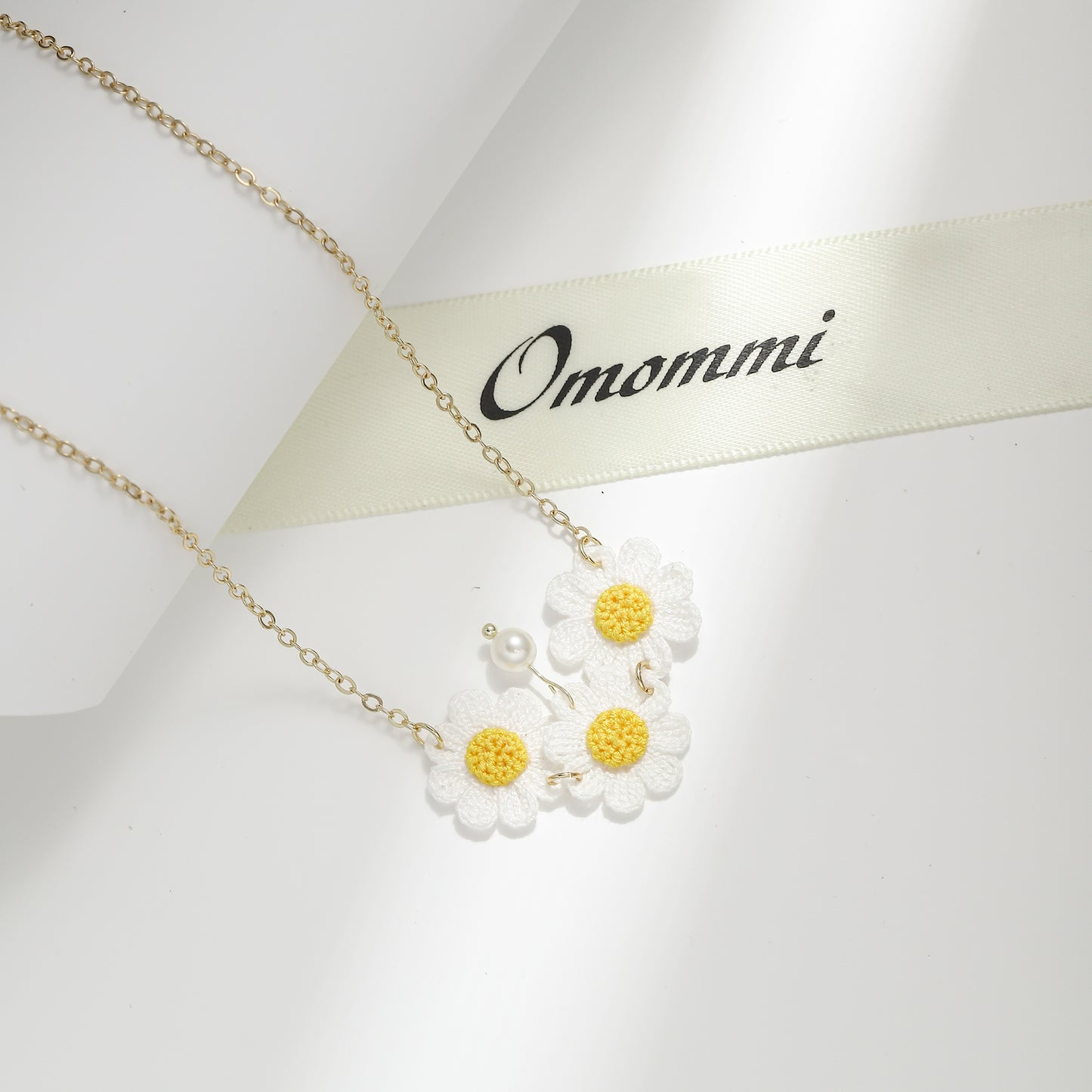 Daisy Necklace